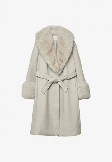 Шерстяное пальто