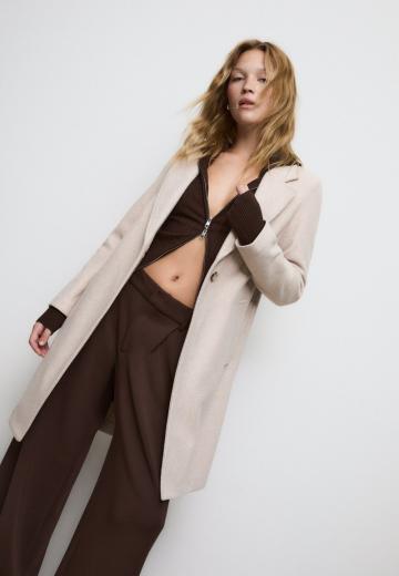 Шерстяное пальто