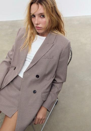 Короткое пальто