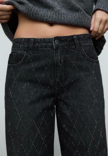 Прямые джинсы