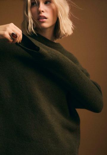 Длинный пуловер