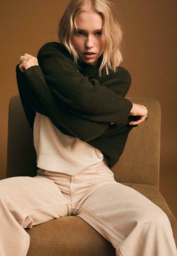 Длинный пуловер