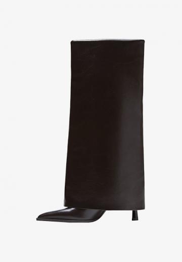 Высокие сапоги