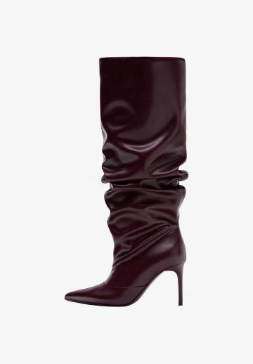 Высокие сапоги