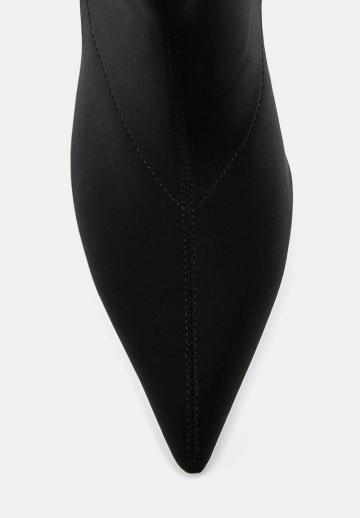 Высокие сапоги