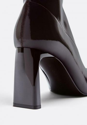 Полусапожки на высоком каблуке