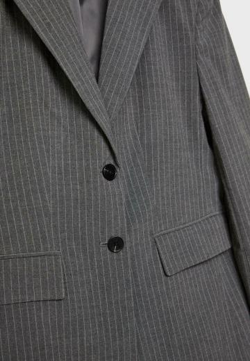 Длинный блейзер