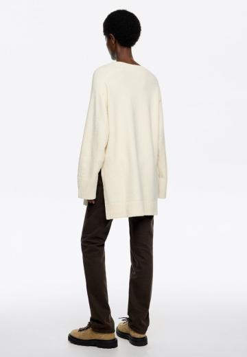 Длинный пуловер