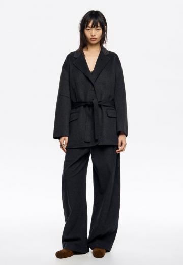 Короткое пальто