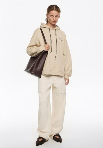 Пуловер с капюшоном