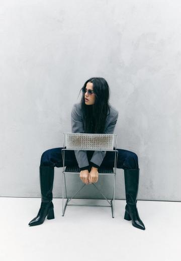 Высокие сапоги