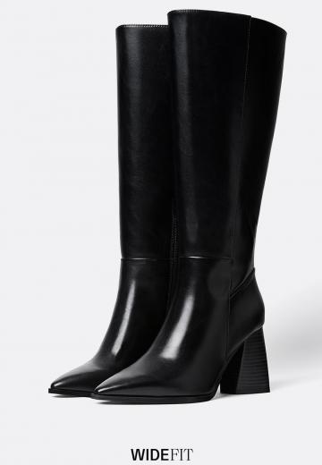 Высокие сапоги