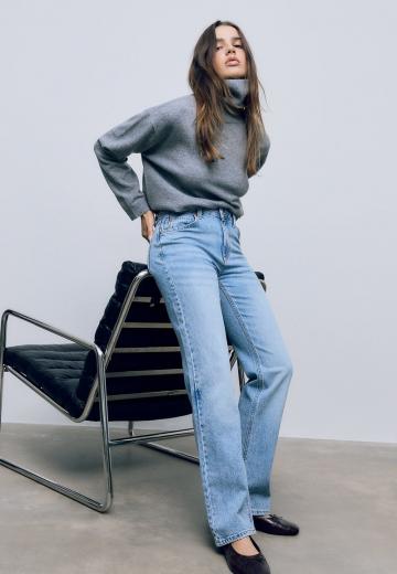 Прямые джинсы