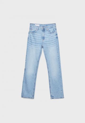 Прямые джинсы