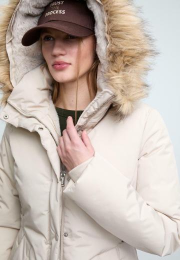 Зимняя куртка