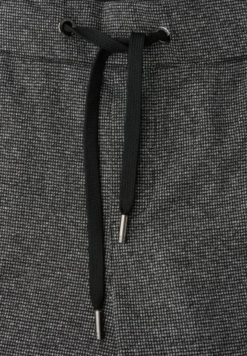 Брюки с накладными карманами