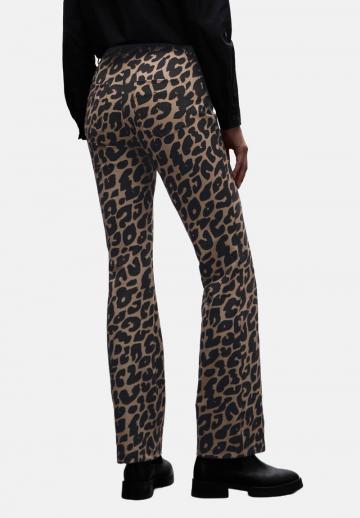 Клешеные брюки