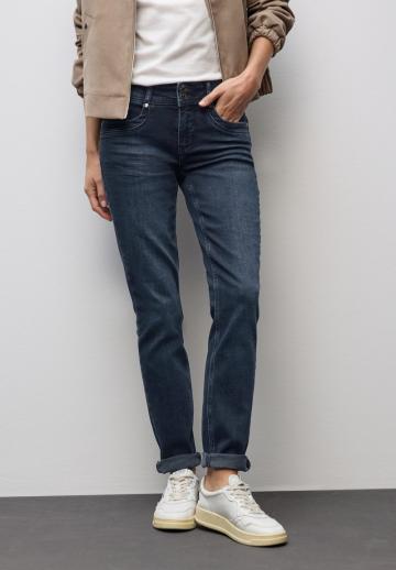 Джинсы
