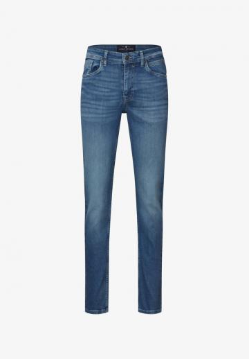 Узкие джинсы