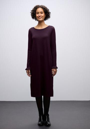 Вязаное платье