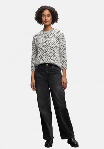 Пуловер с рукавом три четверти