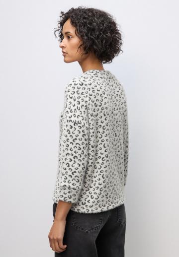 Пуловер с рукавом три четверти