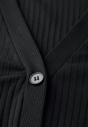 Вязаное платье