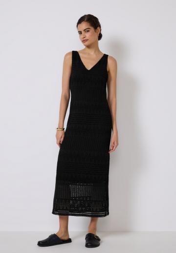 Вязаное платье