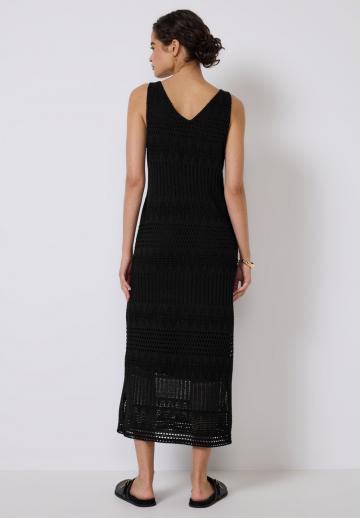 Вязаное платье