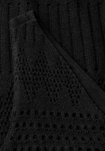 Вязаное платье