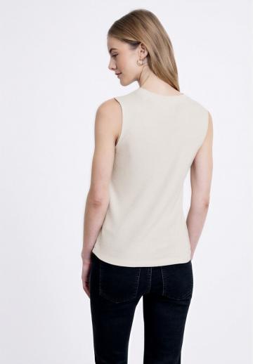 Пуловер без рукавов