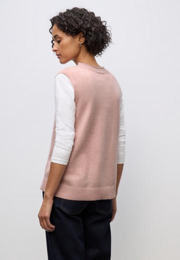 Пуловер без рукавов