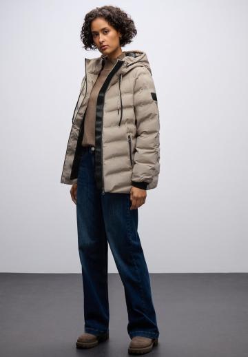 Зимняя куртка