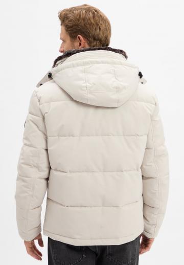 Зимняя куртка