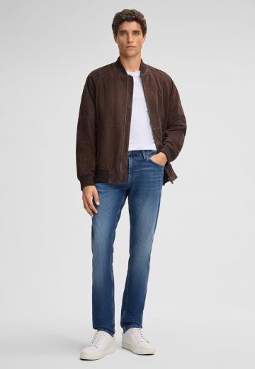 Узкие джинсы