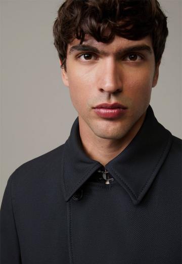 Короткое пальто