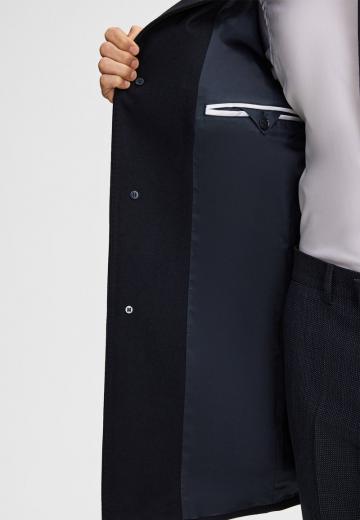 Короткое пальто