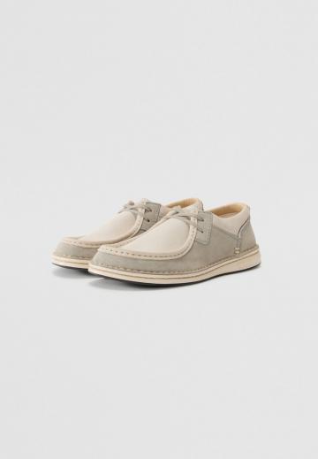 Гандбольные кроссовки