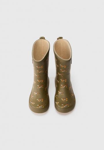 Резиновые сапоги