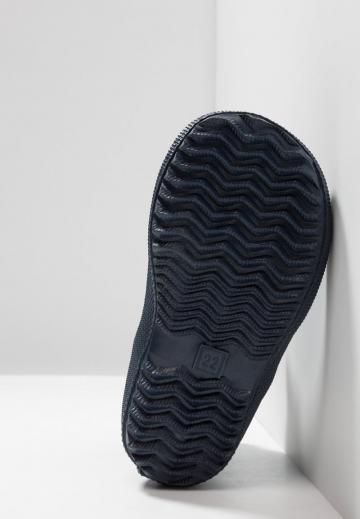 Резиновые сапоги