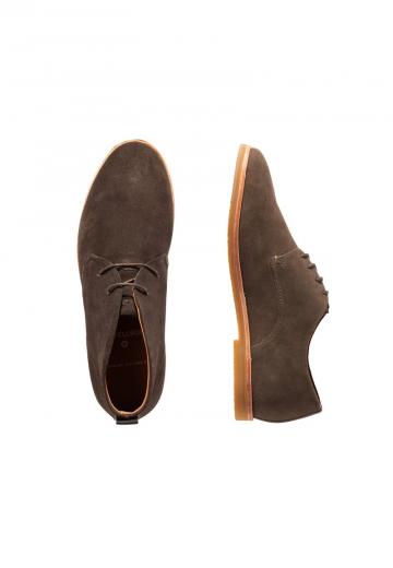 Ботинки на шнуровке