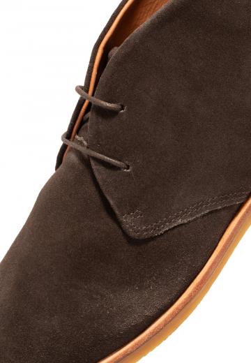 Ботинки на шнуровке