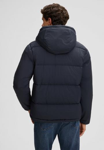 Зимняя куртка