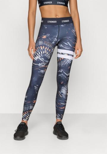 Спортивные штаны