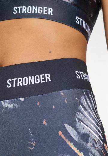 Спортивные штаны