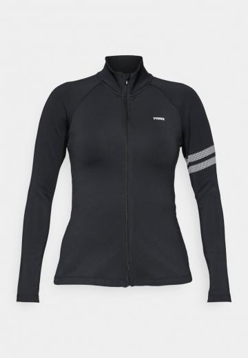 Спортивная куртка