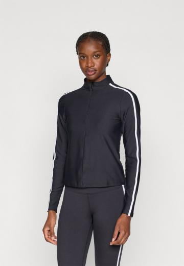 Спортивная майка