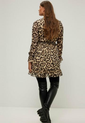 Короткое платье