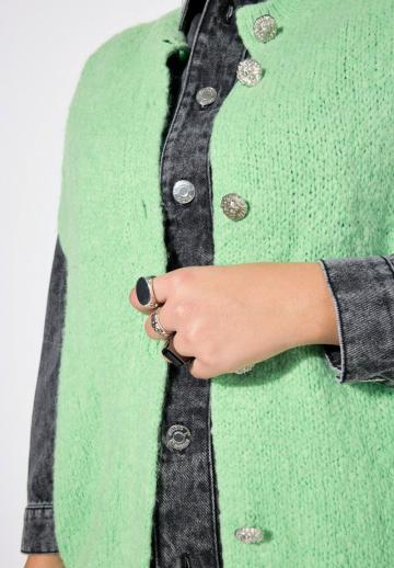 Длинный жилет