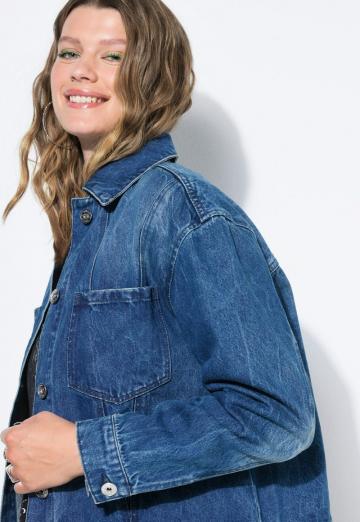 Джинсовая куртка